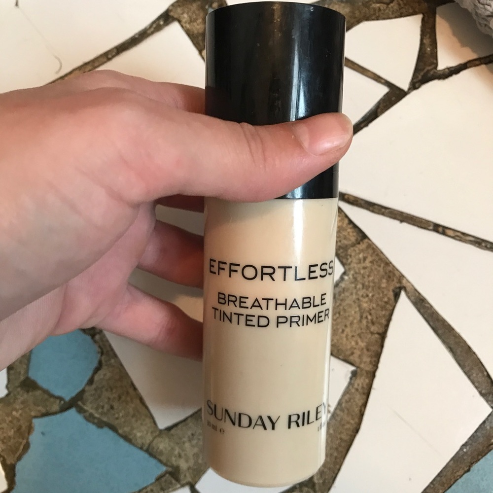 Effortless Breathable Tinted Primer, Light